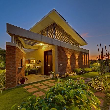 The Fern Royal Farm Resort, Anjār Eksteriør bilde