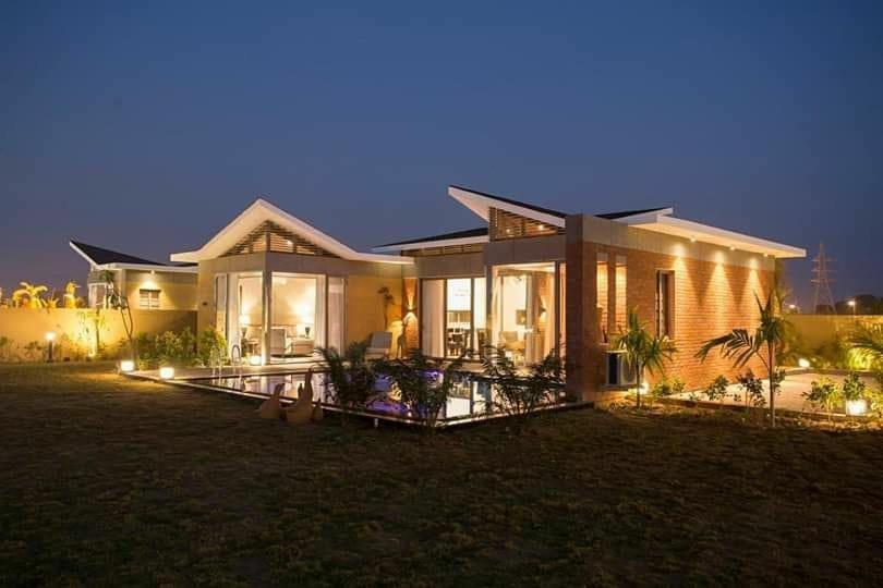 The Fern Royal Farm Resort, Anjār Eksteriør bilde